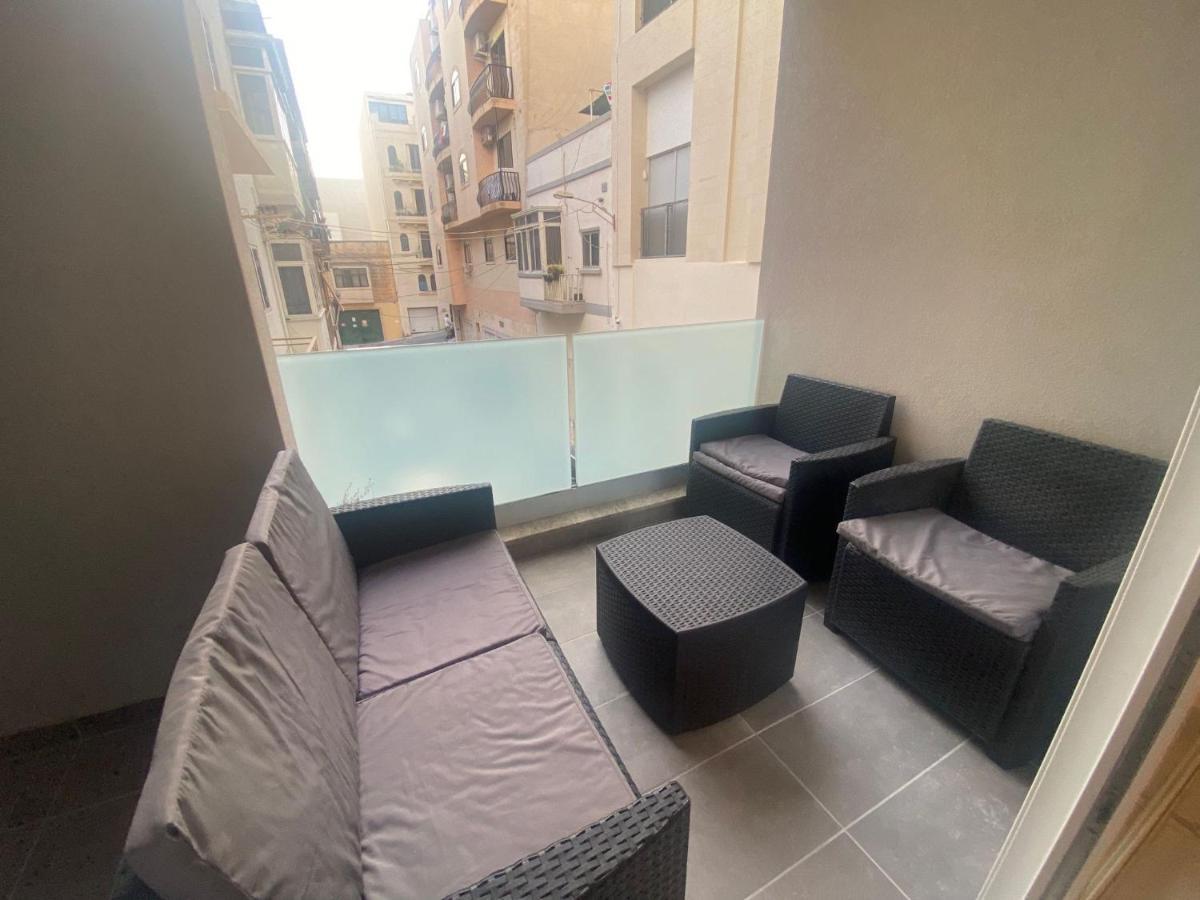 Sliema Centrally Located Apt Kültér fotó